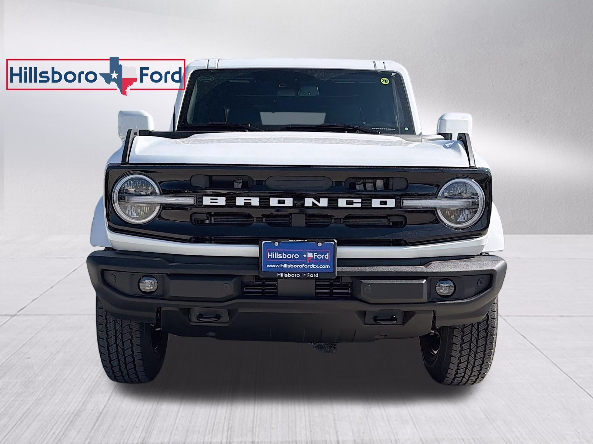 2026 Oxford White Ford Bronco Outer Banks 4X4 SUV