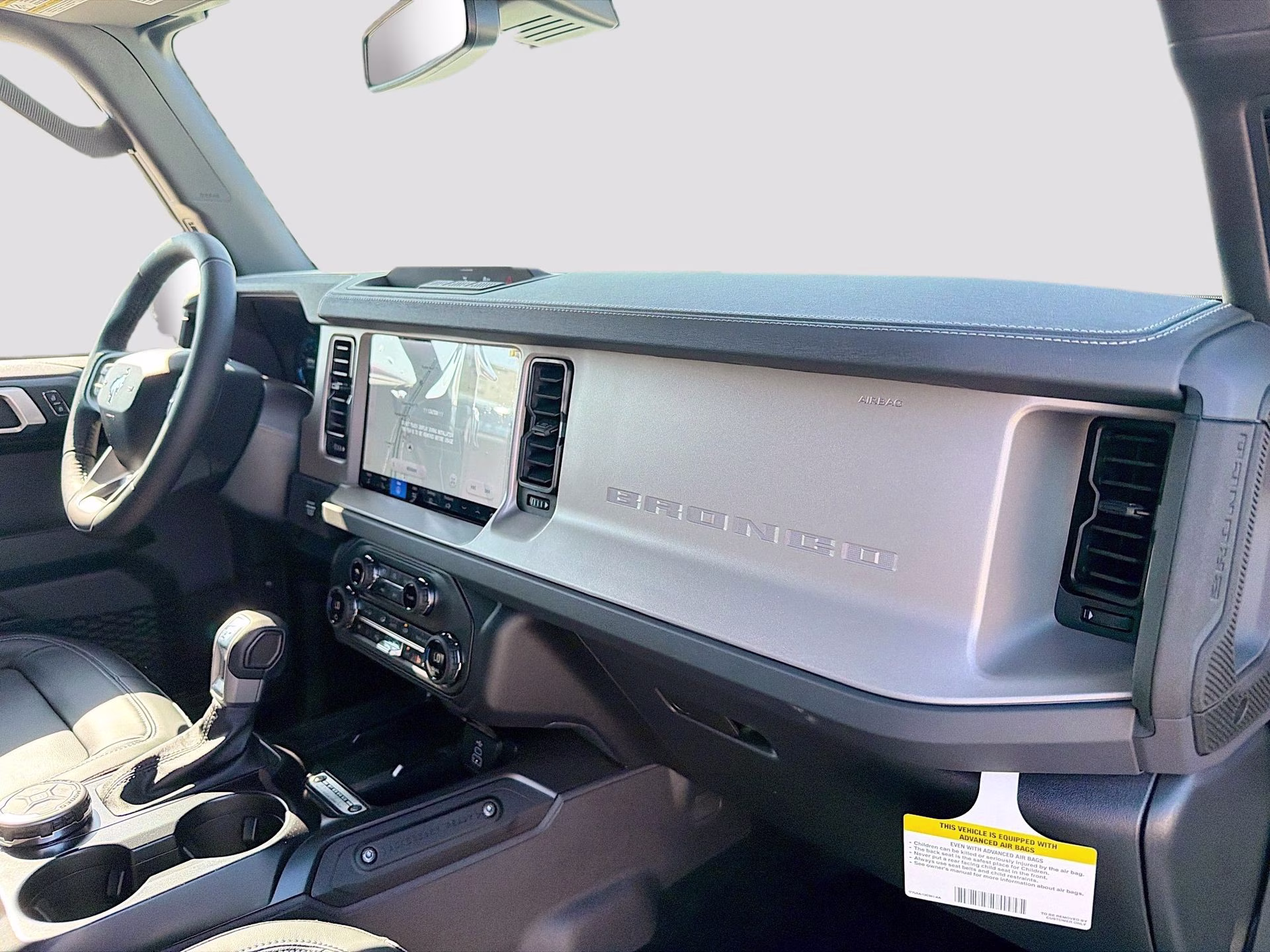 2026 Oxford White Ford Bronco Outer Banks 4X4 SUV