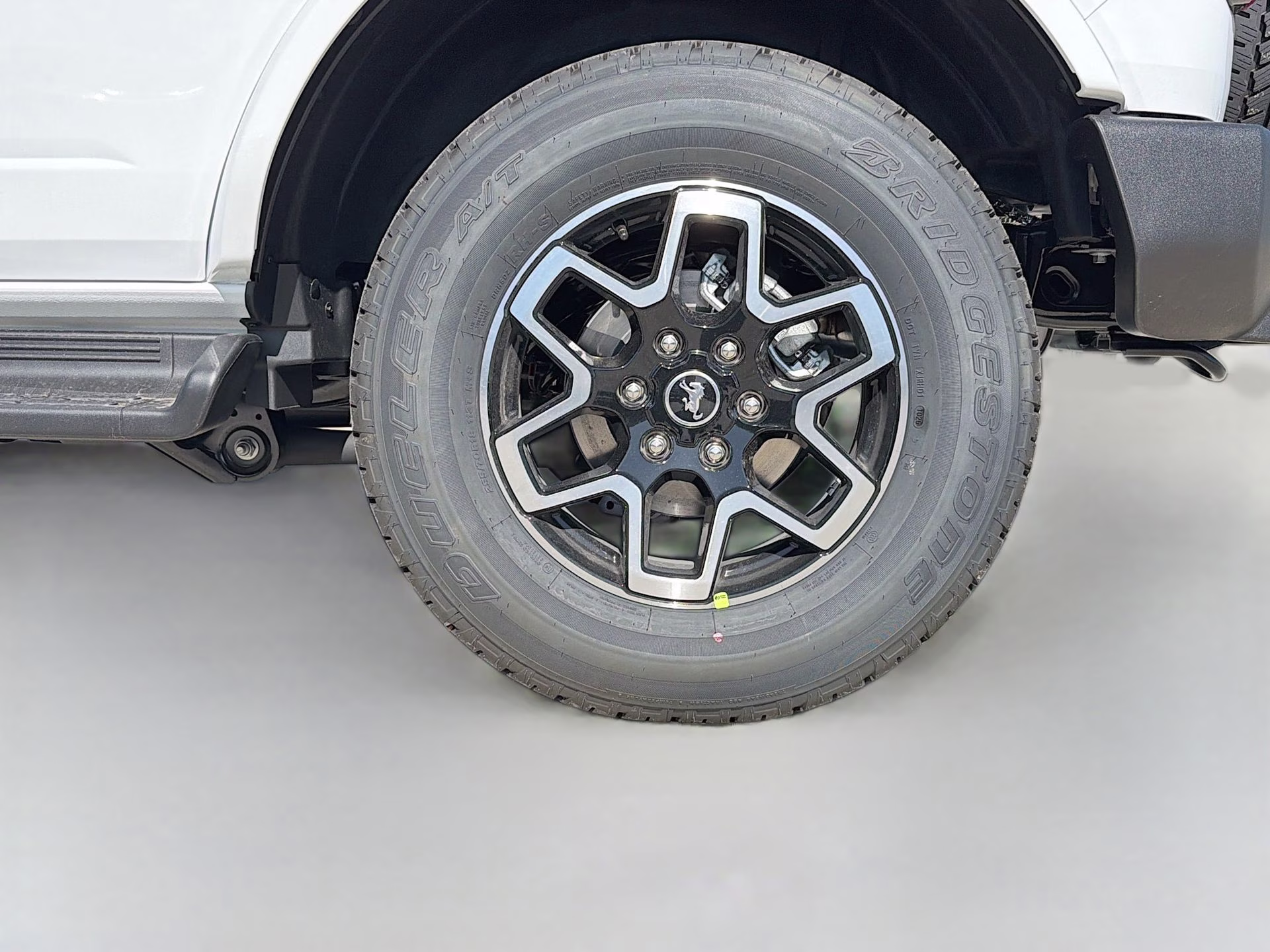 2026 Oxford White Ford Bronco Outer Banks 4X4 SUV