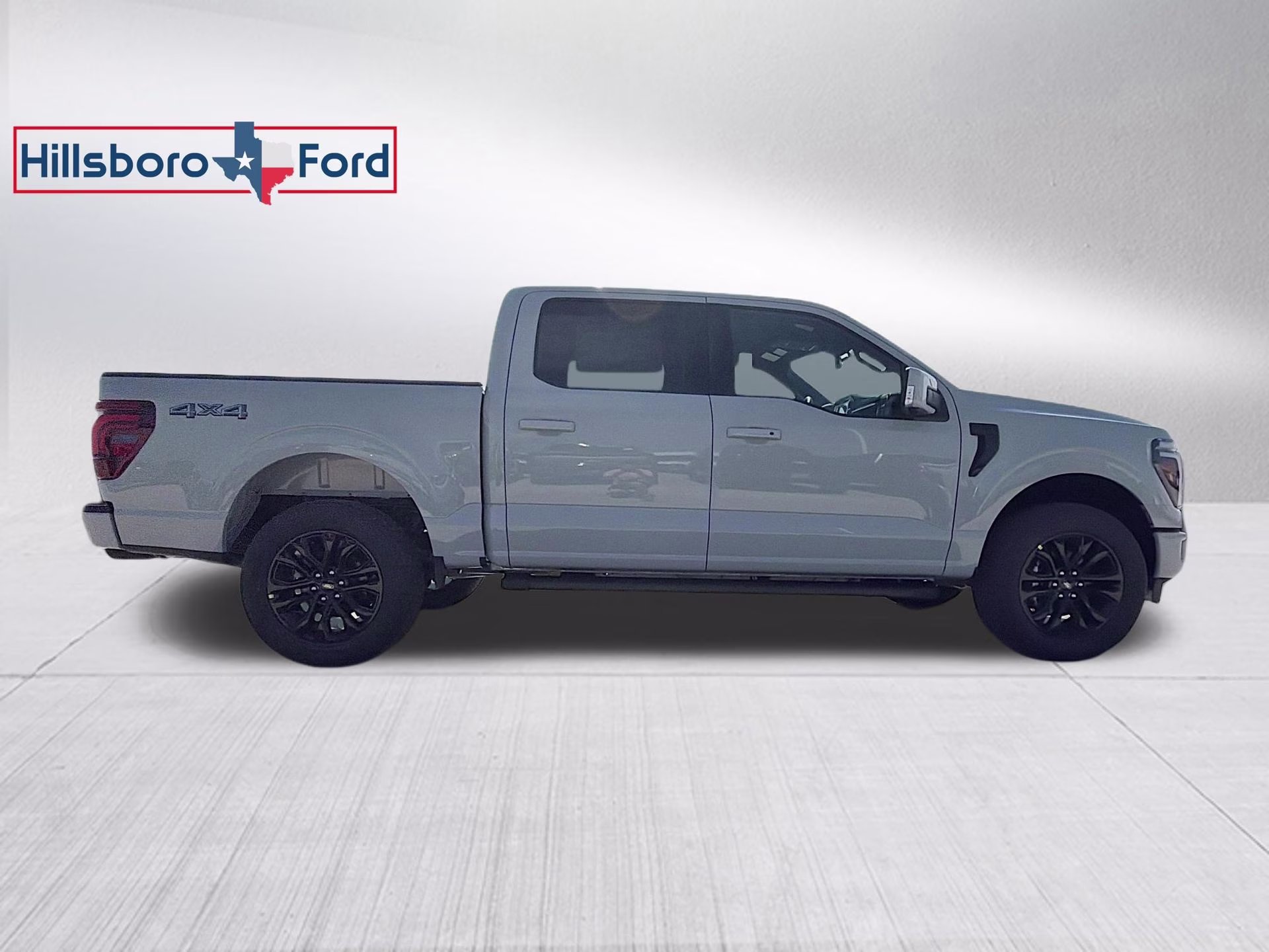 2026 Avalanche Ford F-150 Lariat 4X4 Truck