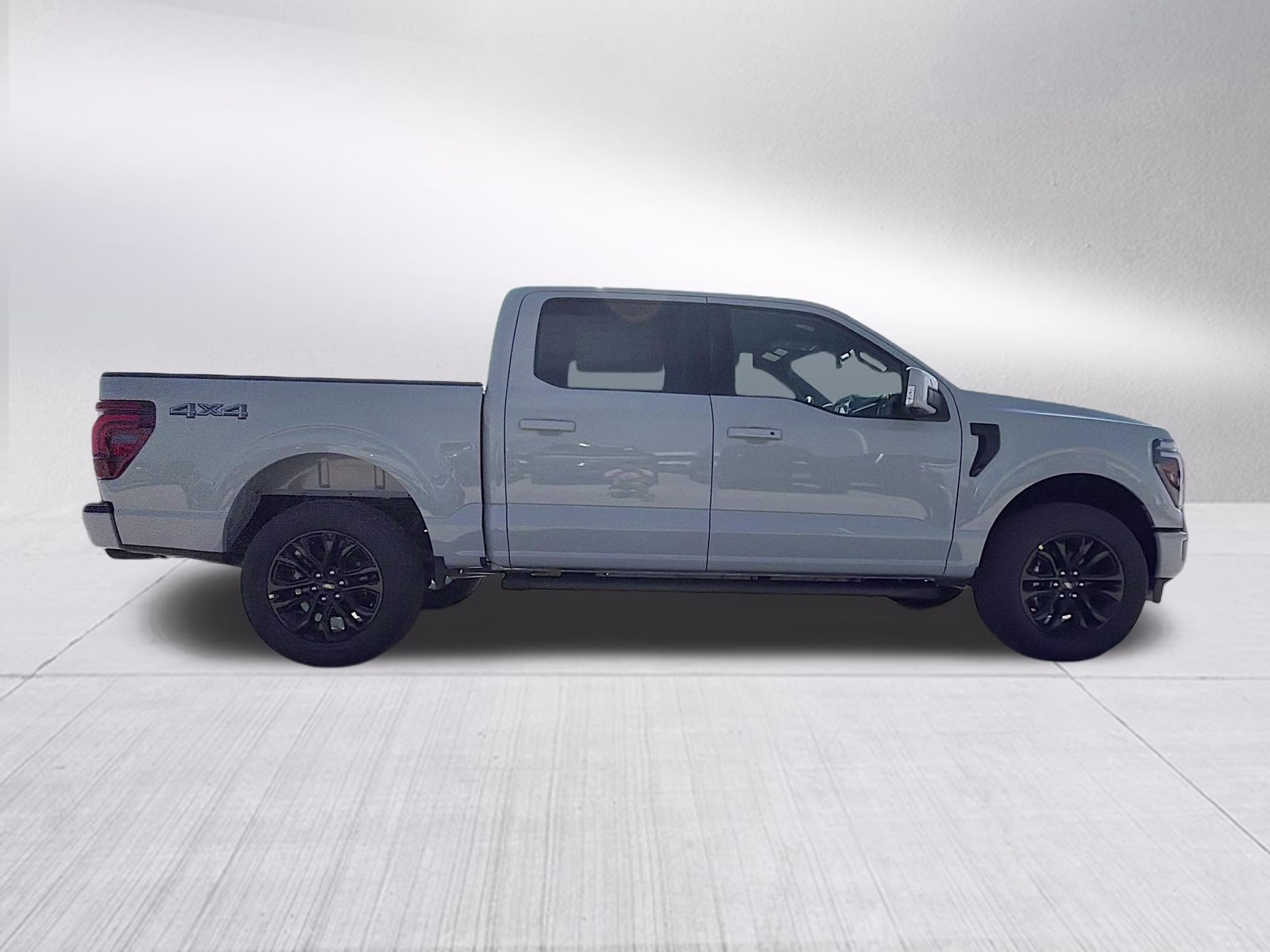 2026 Avalanche Ford F-150 Lariat 4X4 Truck
