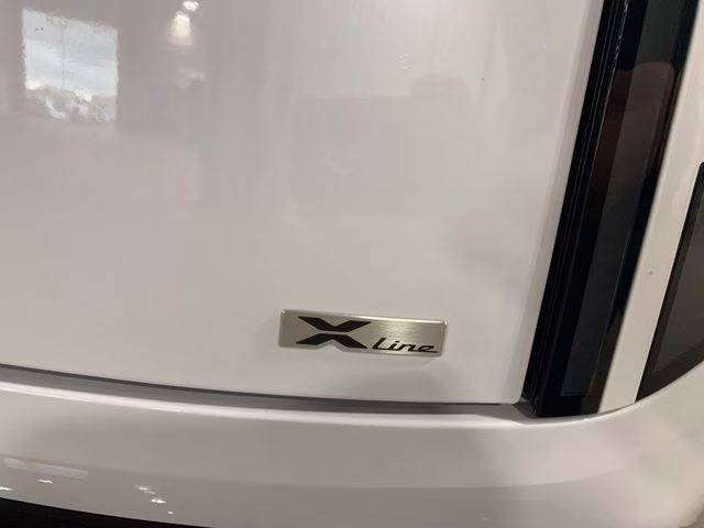 2027 Glacial White Pearl Kia Telluride X-Line EX AWD SUV
