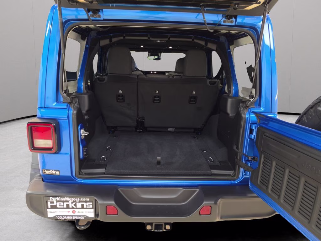 2026 Hydro Blue Pearl Coat Jeep Wrangler Willys 4X4 SUV