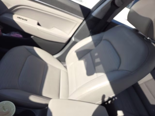2020 Fluid Metal Hyundai Elantra Limited FWD Sedan
