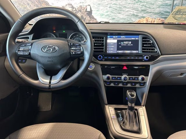 2020 Fluid Metal Hyundai Elantra Limited FWD Sedan