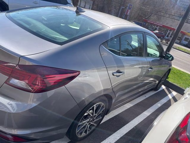 2020 Fluid Metal Hyundai Elantra Limited FWD Sedan
