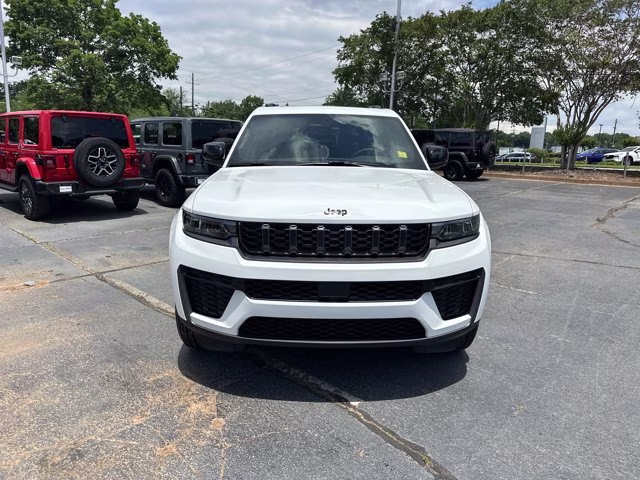 2026 Bright White Clearcoat Jeep Grand Cherokee L Laredo Altitude RWD SUV