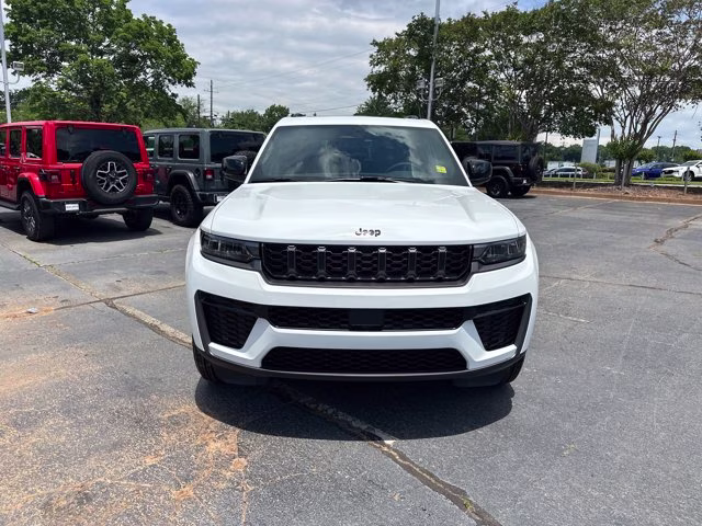 2026 Bright White Clearcoat Jeep Grand Cherokee L Laredo Altitude RWD SUV