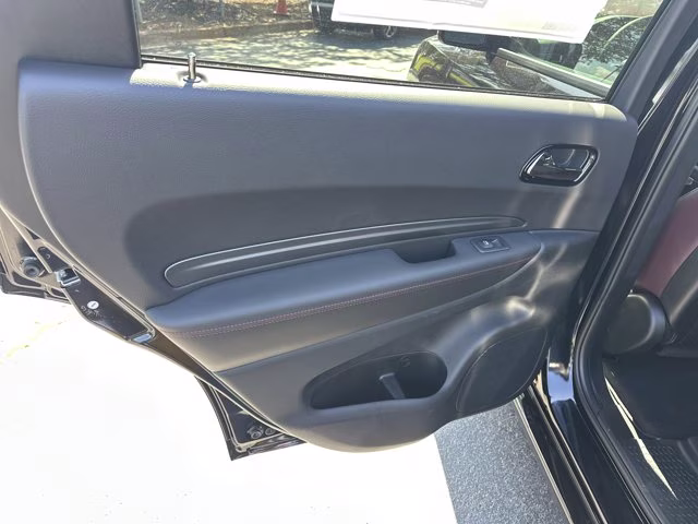 2026 DB Black Crystal Clearcoat Dodge Durango GT Plus HEMI V8 AWD SUV
