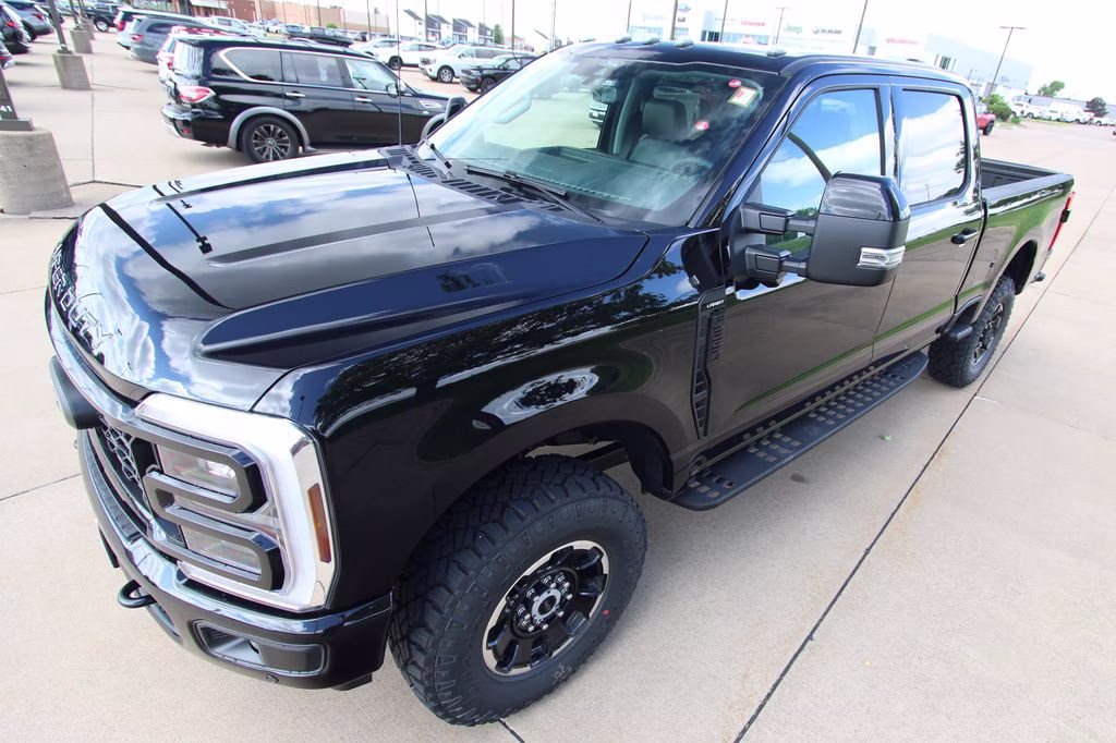 2026 Black Ford Super Duty F-350 SRW 4X4 Truck