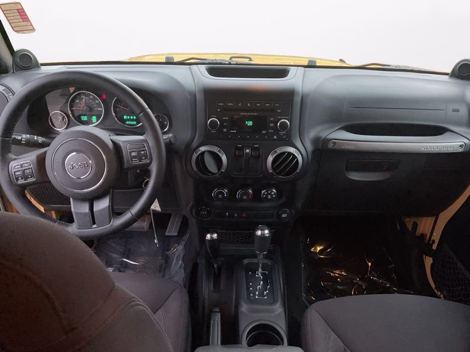 2013 Jeep Wrangler Sport's photo