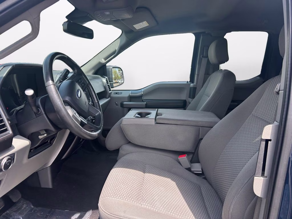 2019 Blue Jeans Metallic Ford F-150 XLT w/Chrome Appearance Pkg 4X4 Truck