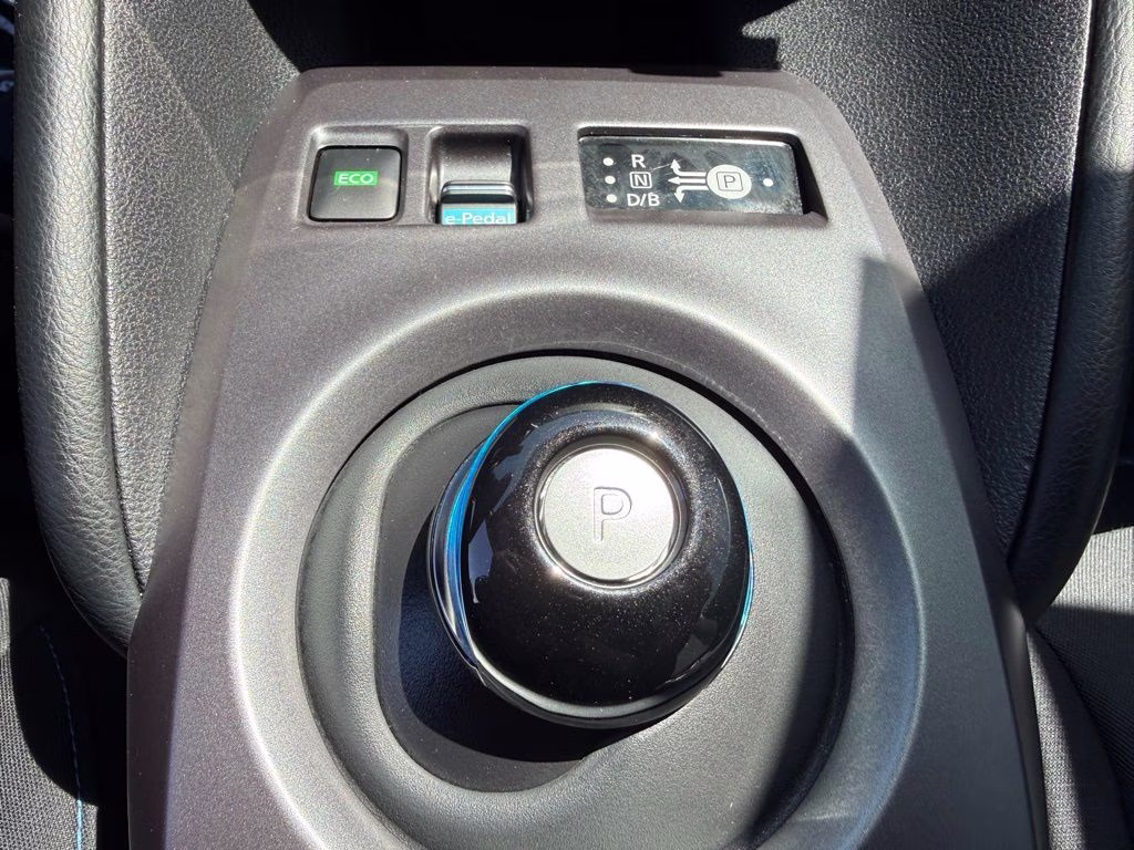 2024 Super Black Nissan LEAF S FWD Hatchback