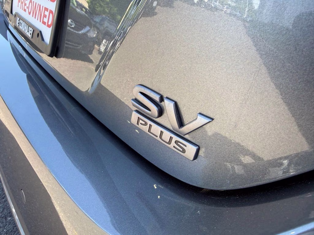 2024 Gun Metallic Nissan LEAF SV Plus FWD Hatchback