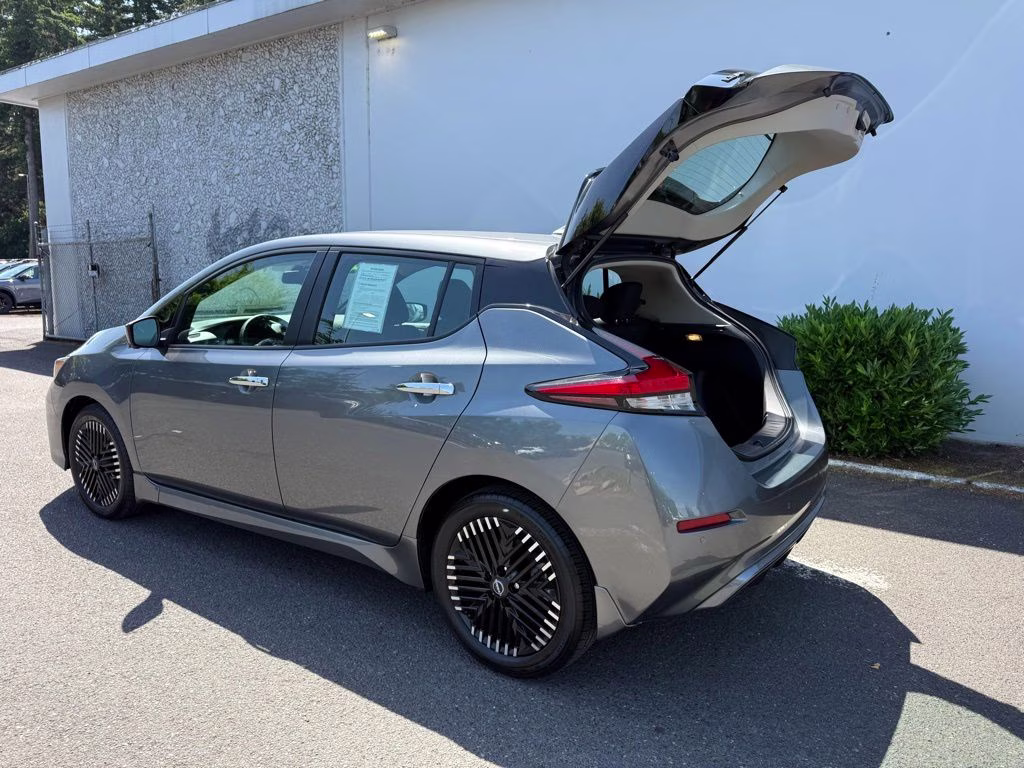 2024 Gun Metallic Nissan LEAF SV Plus FWD Hatchback