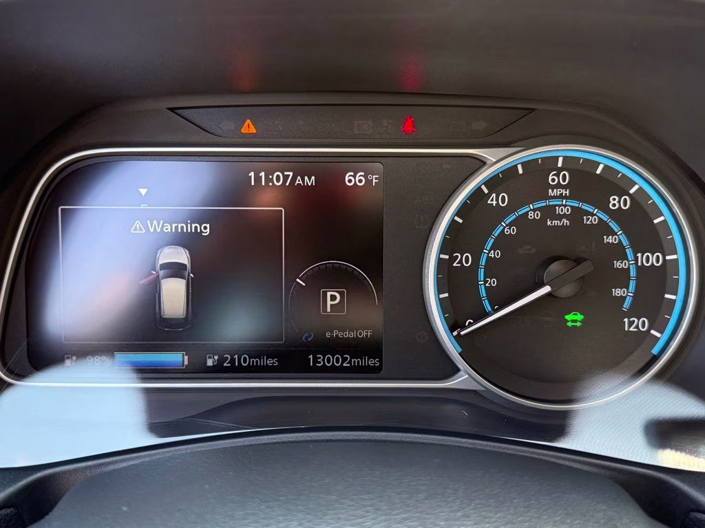2024 Gun Metallic Nissan LEAF SV Plus FWD Hatchback