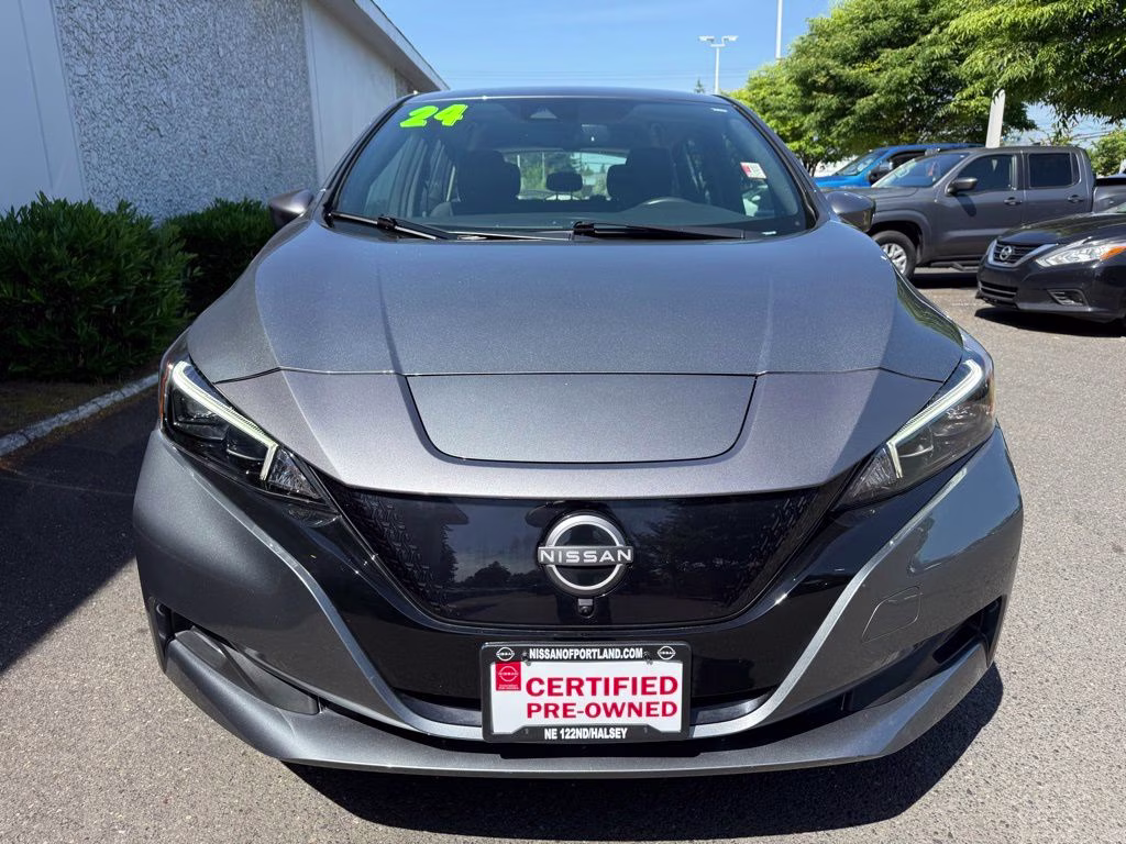 2024 Gun Metallic Nissan LEAF SV Plus FWD Hatchback