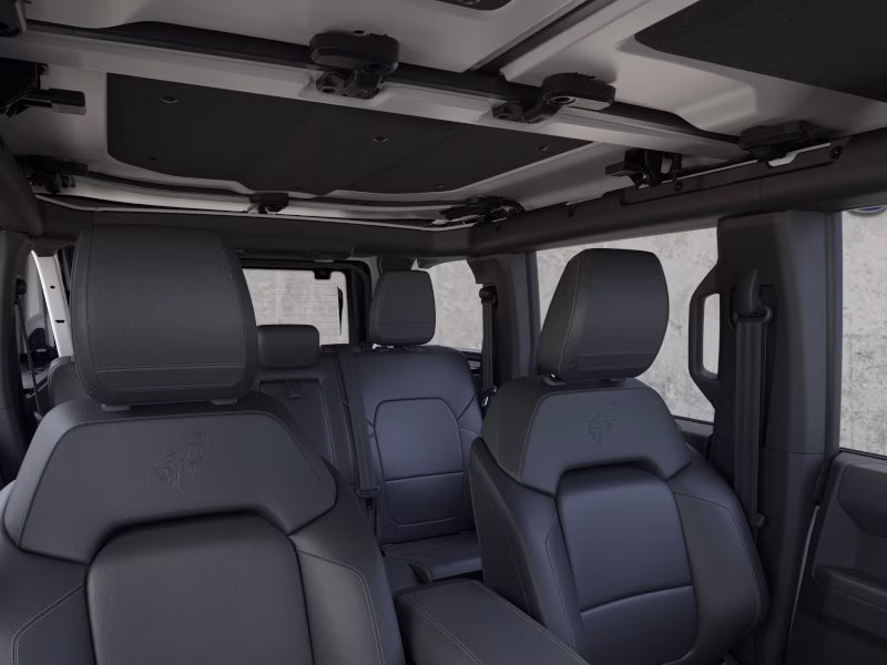 2026 Oxford White Ford Bronco Badlands 4X4 SUV