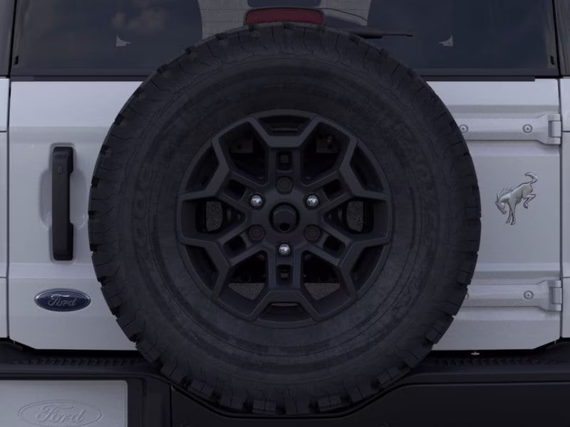 2026 Oxford White Ford Bronco Badlands 4X4 SUV