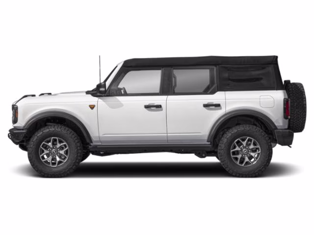 2026 Oxford White Ford Bronco Badlands&reg; 4X4 SUV