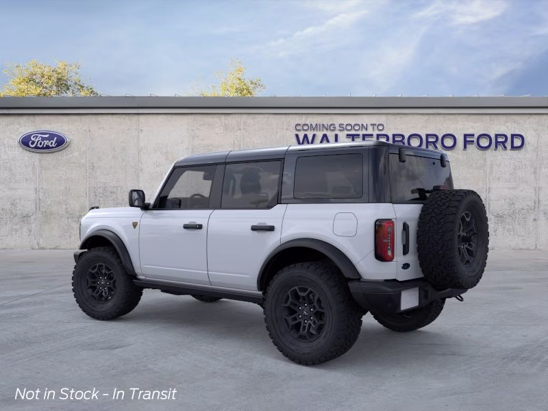 2026 Oxford White Ford Bronco Badlands 4X4 SUV