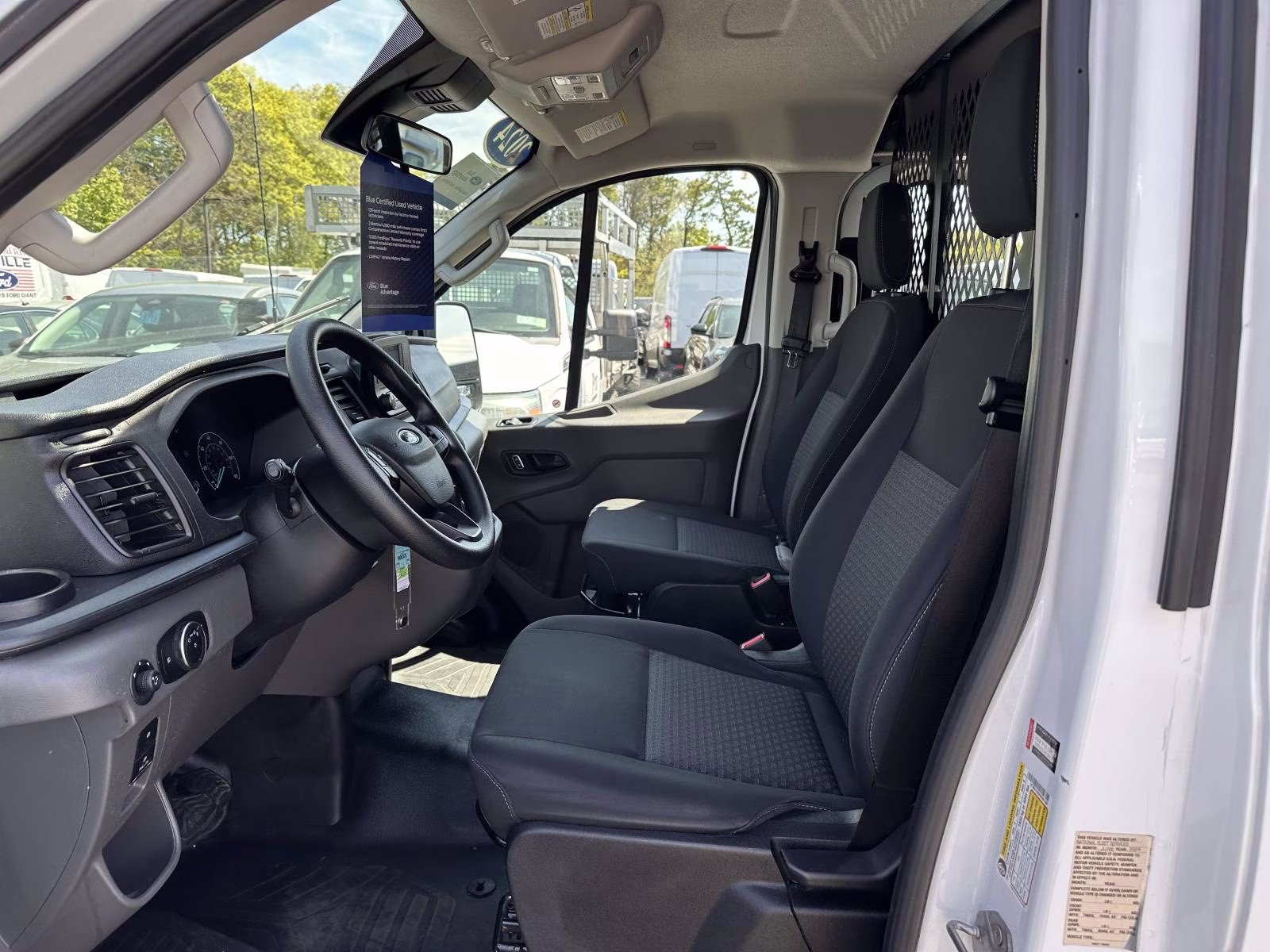 2024 Oxford White Ford Transit Cargo Van T-250 130 Low Rf 9070 GVWR RWD RWD Van