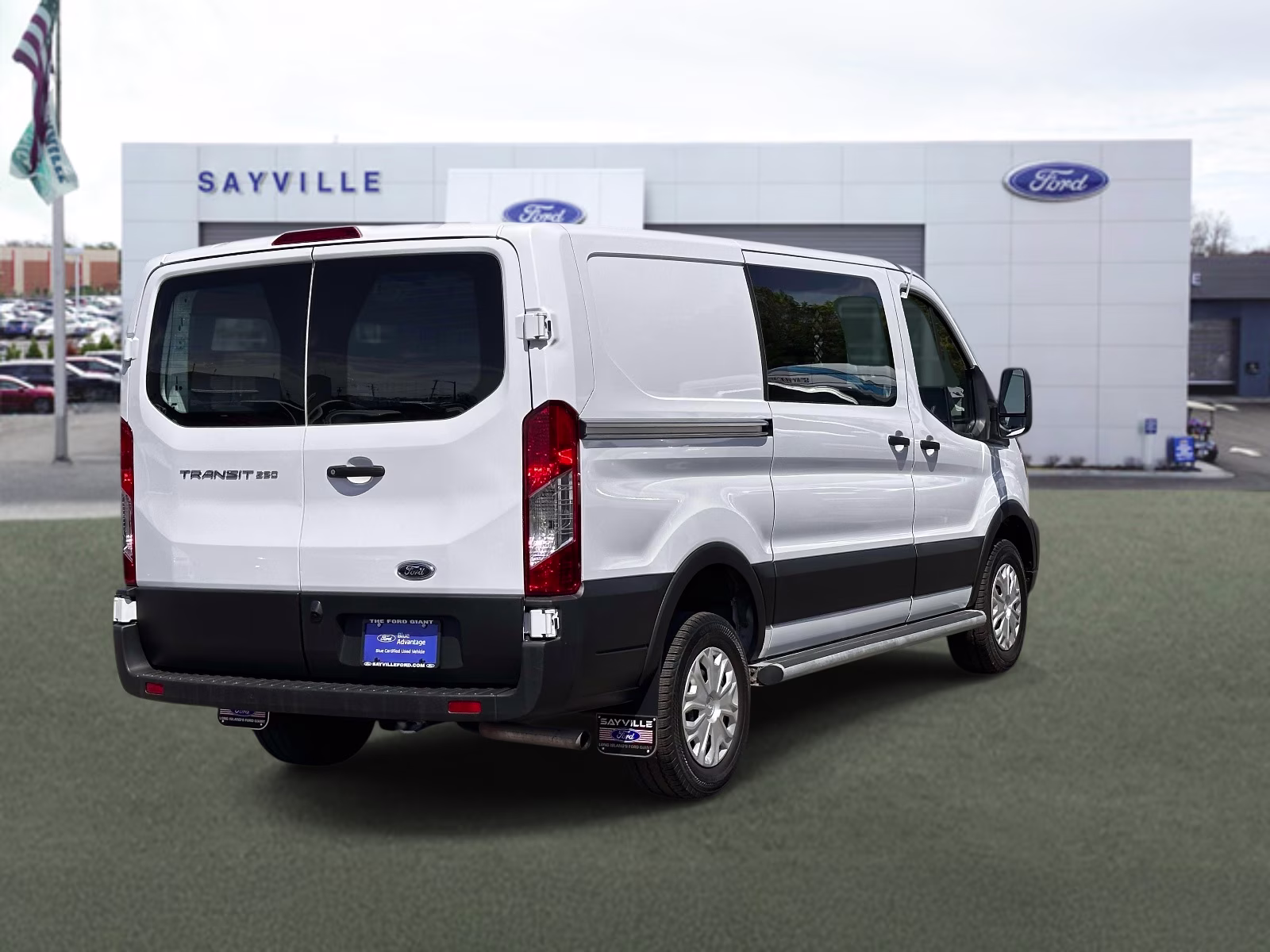 2024 Oxford White Ford Transit Cargo Van T-250 130 Low Rf 9070 GVWR RWD RWD Van