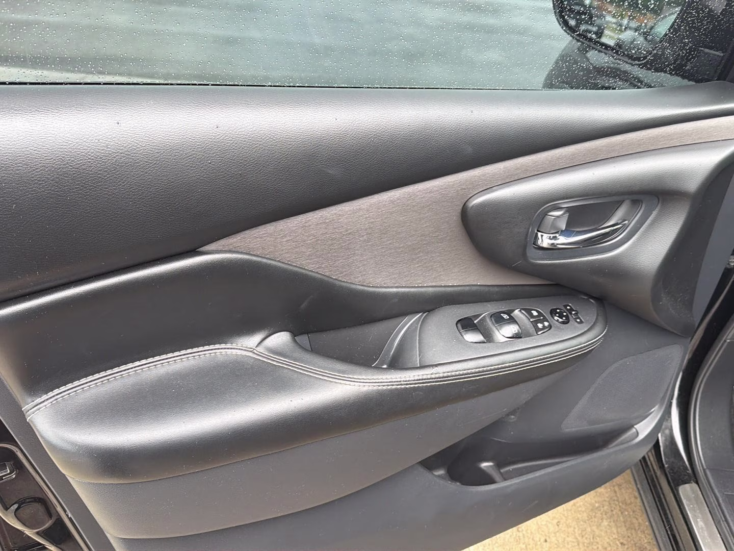 2023 Super Black Nissan Murano SV AWD SUV