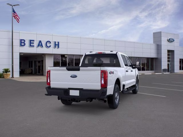 2026 Oxford White Ford Super Duty F-350 SRW XL 4X4 Truck