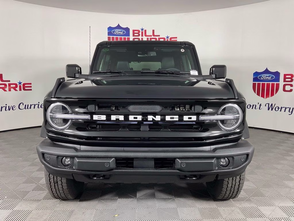 2026 Shadow Black Ford Bronco Outer Banks 4X4 SUV