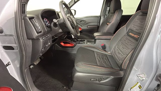 2025 Boulder Gray Pearl Nissan Frontier PRO-4X 4X4 Truck