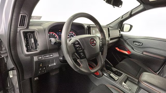 2025 Boulder Gray Pearl Nissan Frontier PRO-4X 4X4 Truck