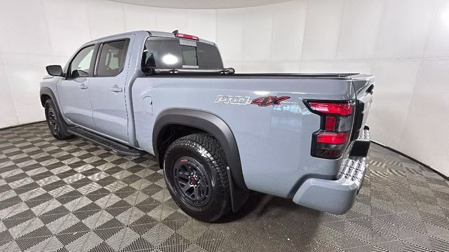 2025 Boulder Gray Pearl Nissan Frontier PRO-4X 4X4 Truck