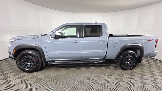 2025 Boulder Gray Pearl Nissan Frontier PRO-4X 4X4 Truck