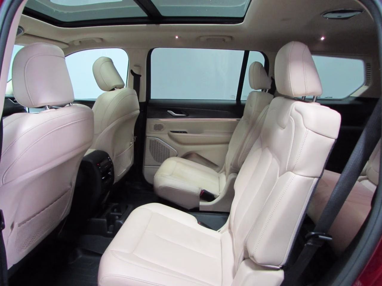 2021 Velvet Red Pearlcoat Jeep Grand Cherokee L Limited 4X4 SUV