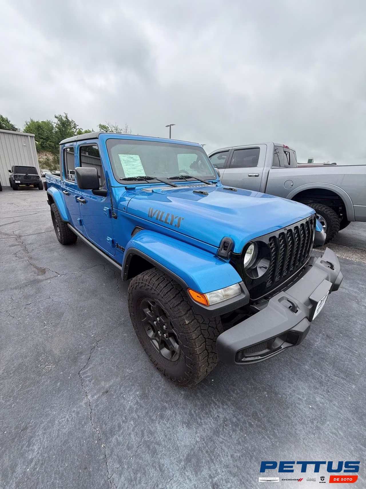2023 BLUE Jeep Gladiator Willys 4X4 Truck