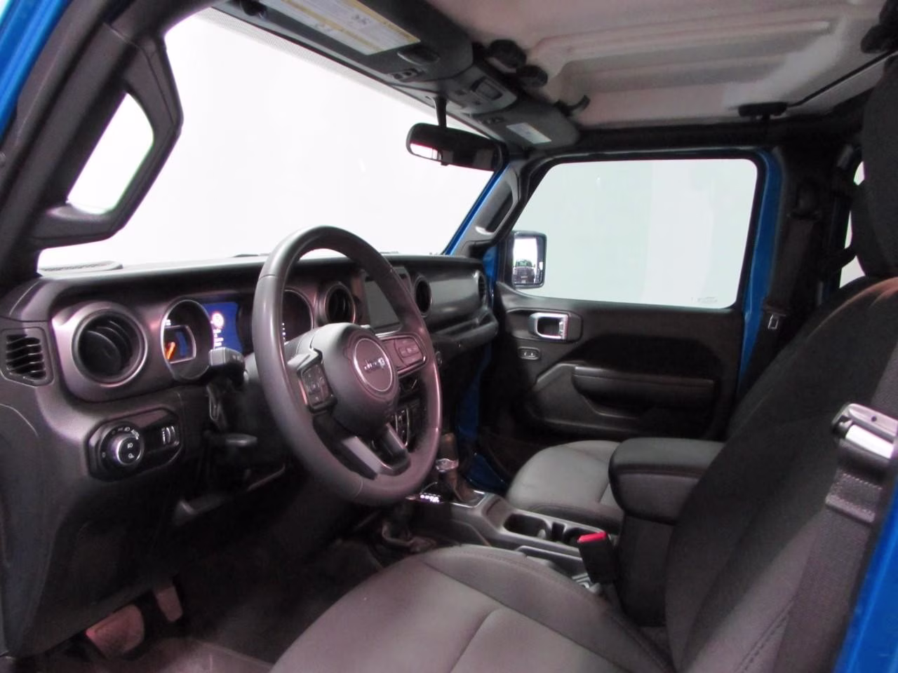 2023 Hydro Blue Pearlcoat Jeep Gladiator Willys 4X4 Truck