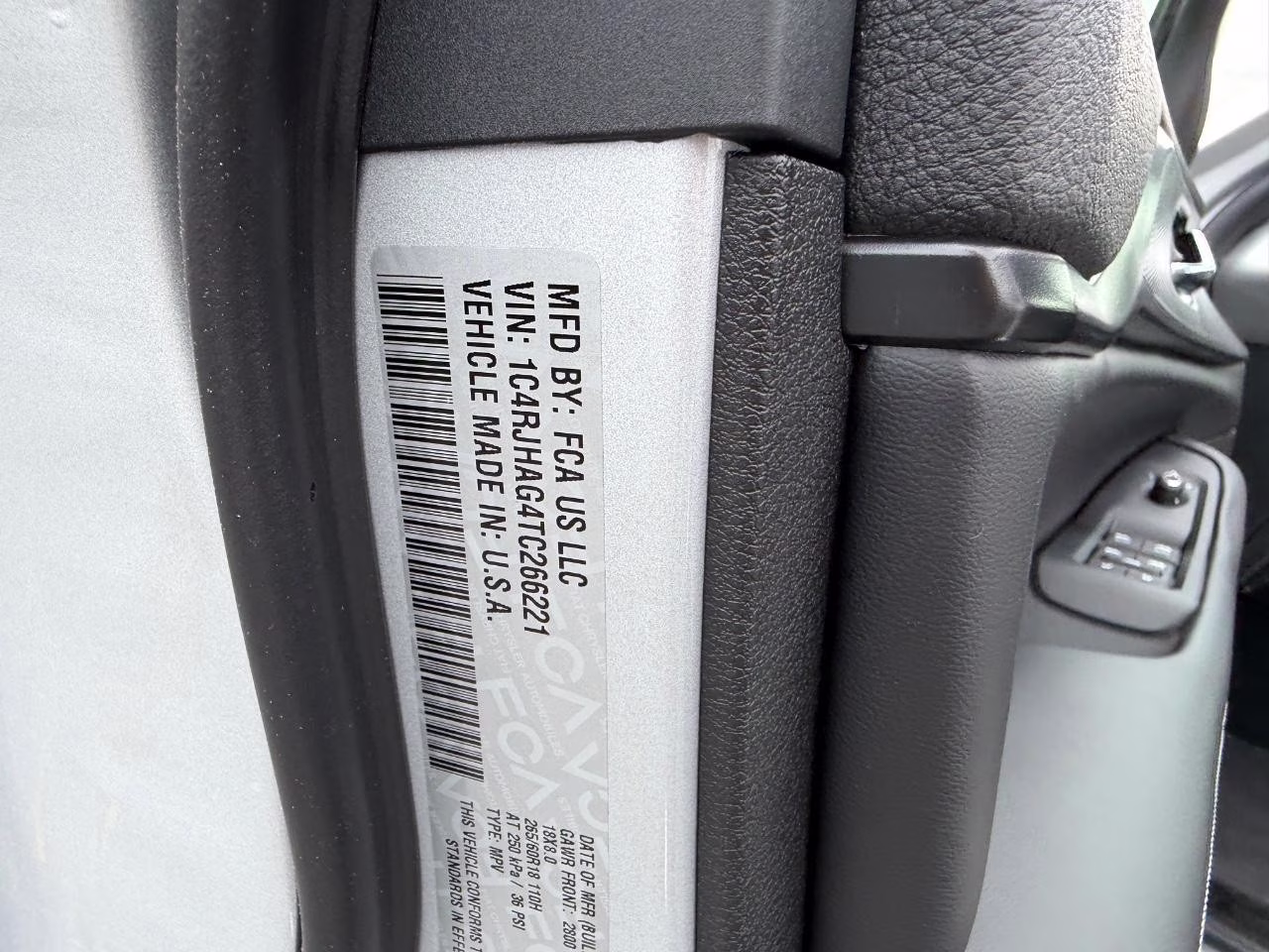 2026 Silver Zynith Jeep Grand Cherokee Laredo 4X4 SUV