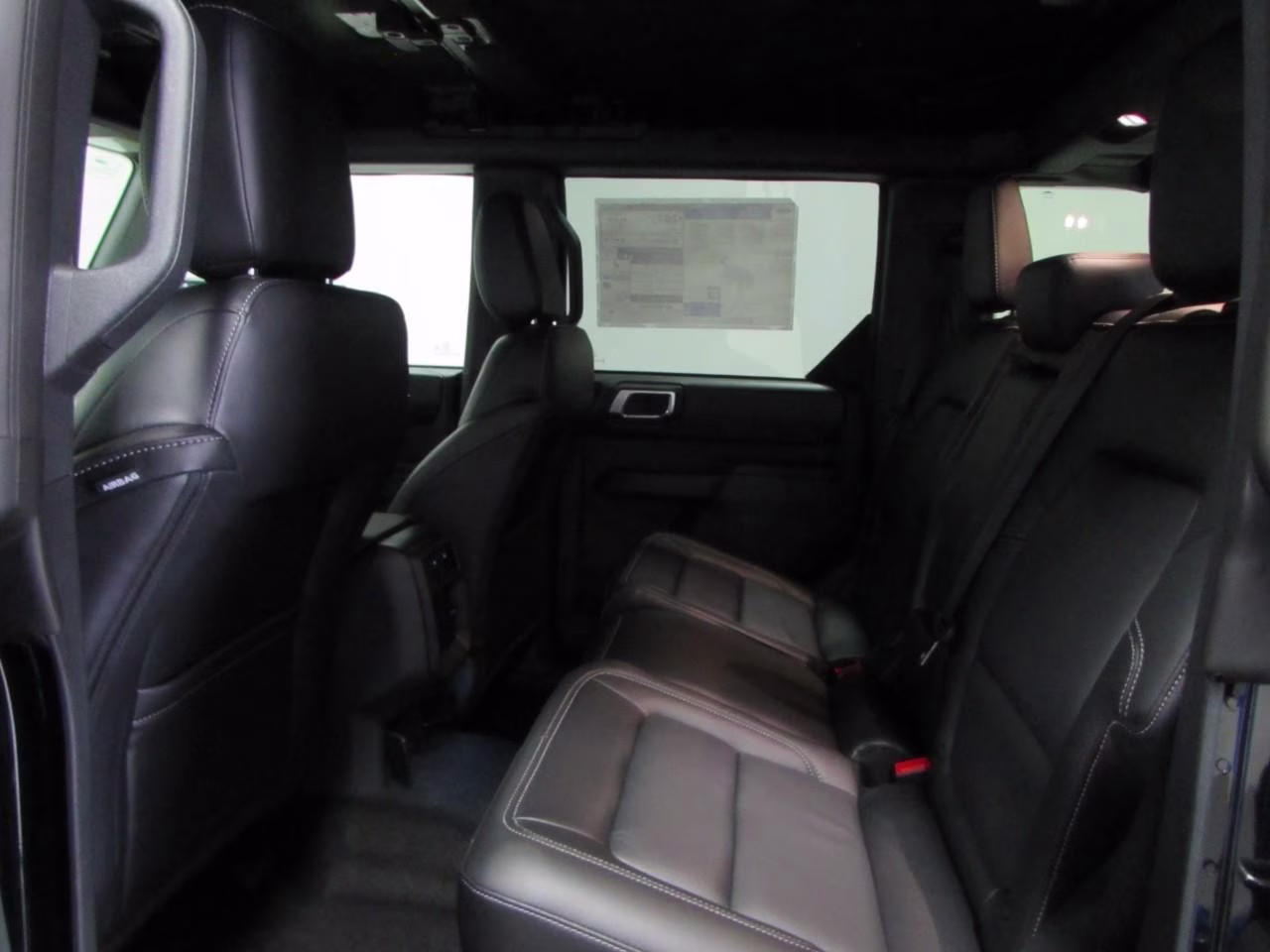 2026 Shadow Black Ford Bronco Outer Banks 4X4 SUV