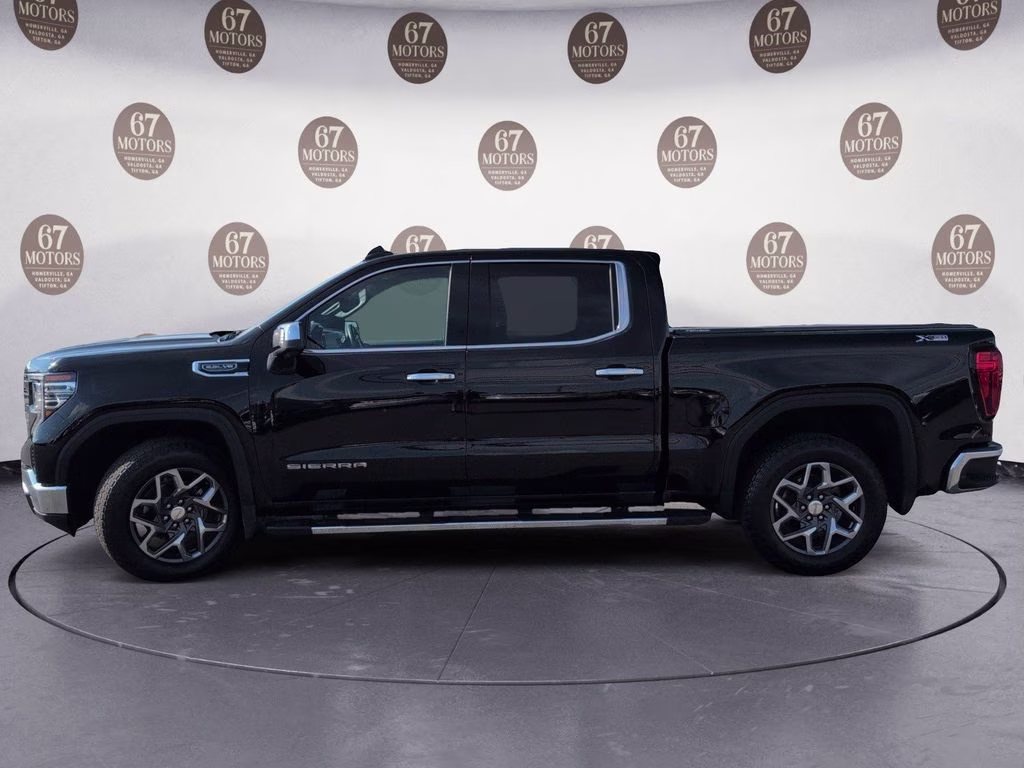 2023 Onyx Black GMC Sierra 1500 SLT 4X4 Truck