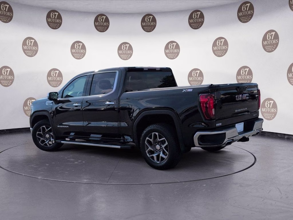 2023 Onyx Black GMC Sierra 1500 SLT 4X4 Truck