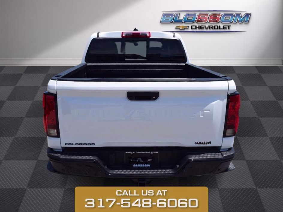 2026 Summit White Chevrolet Colorado Trail Boss 4X4 Truck