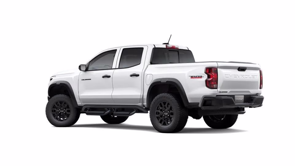 2026 White Chevrolet Colorado Trail Boss 4X4 Truck