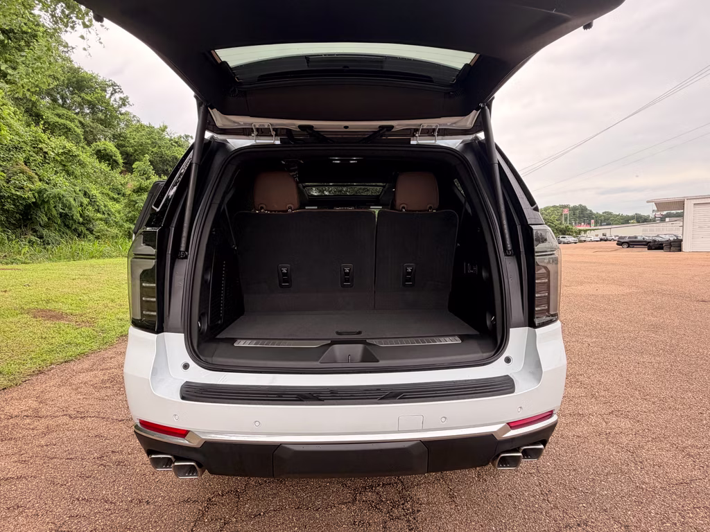 2026 Polar White Tricoat Chevrolet Tahoe High Country 4X4 SUV
