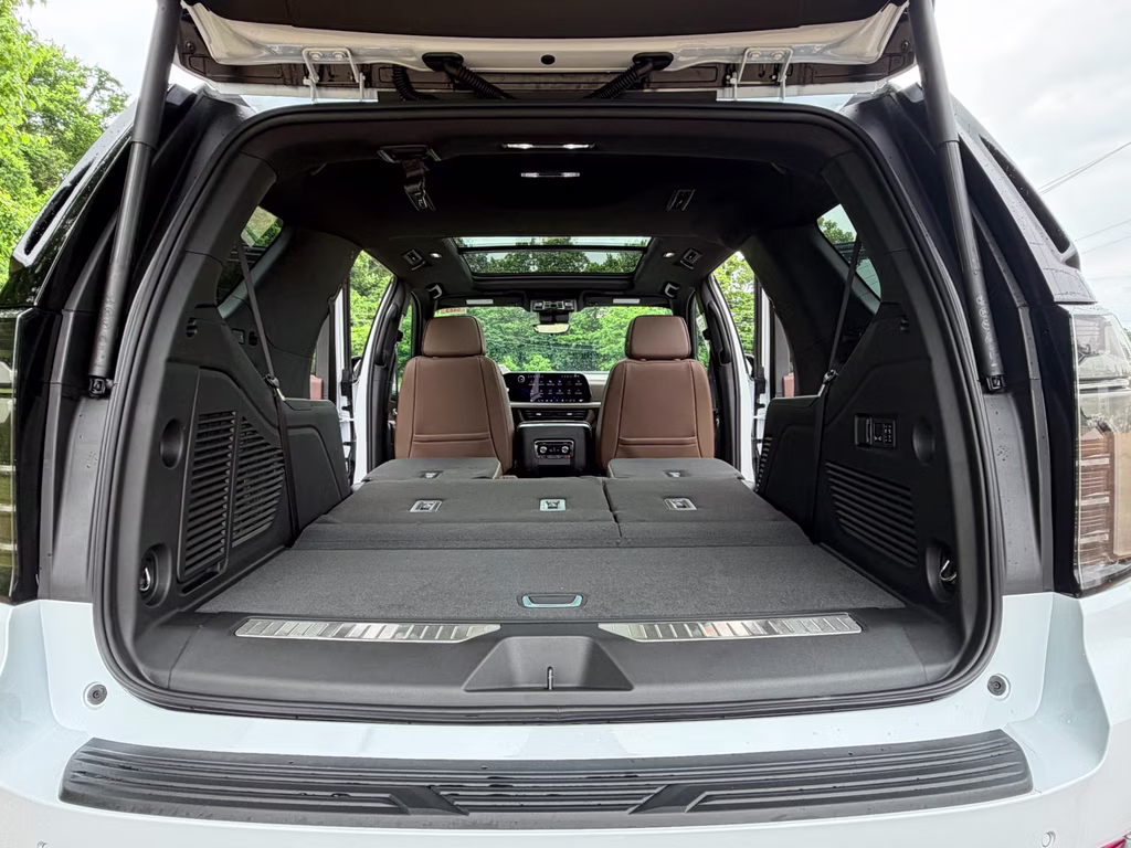 2026 Polar White Tricoat Chevrolet Tahoe High Country 4X4 SUV
