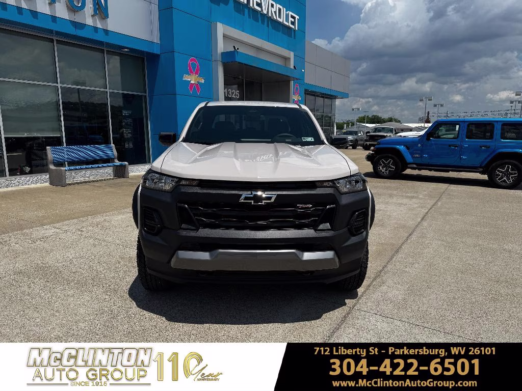 2026 White Sands Chevrolet Colorado Trail Boss 4X4 Truck
