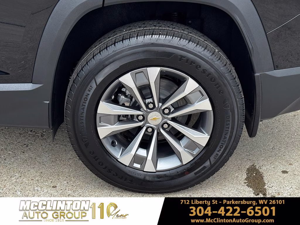 2026 Mosaic Black Metallic Chevrolet Equinox LT FWD SUV