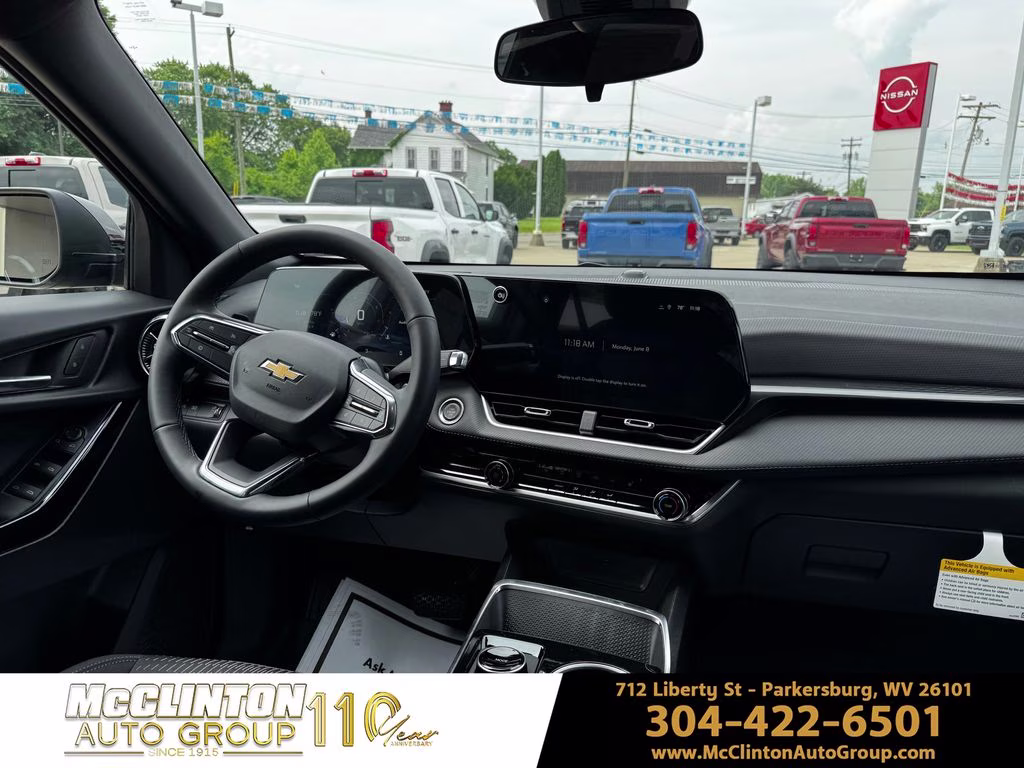 2026 Mosaic Black Metallic Chevrolet Equinox LT FWD SUV