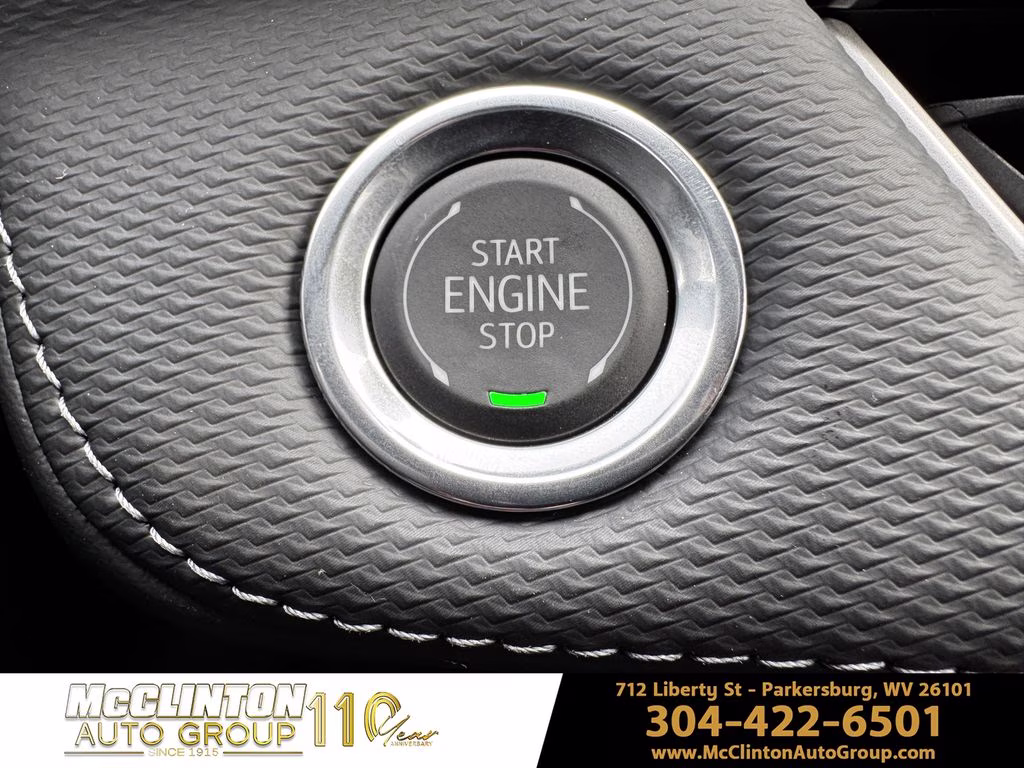 2026 Mosaic Black Metallic Chevrolet Equinox LT FWD SUV
