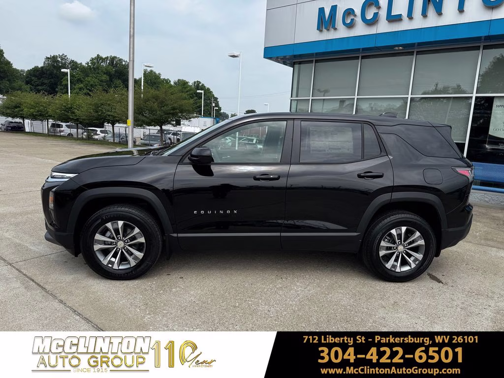 2026 Mosaic Black Metallic Chevrolet Equinox LT FWD SUV
